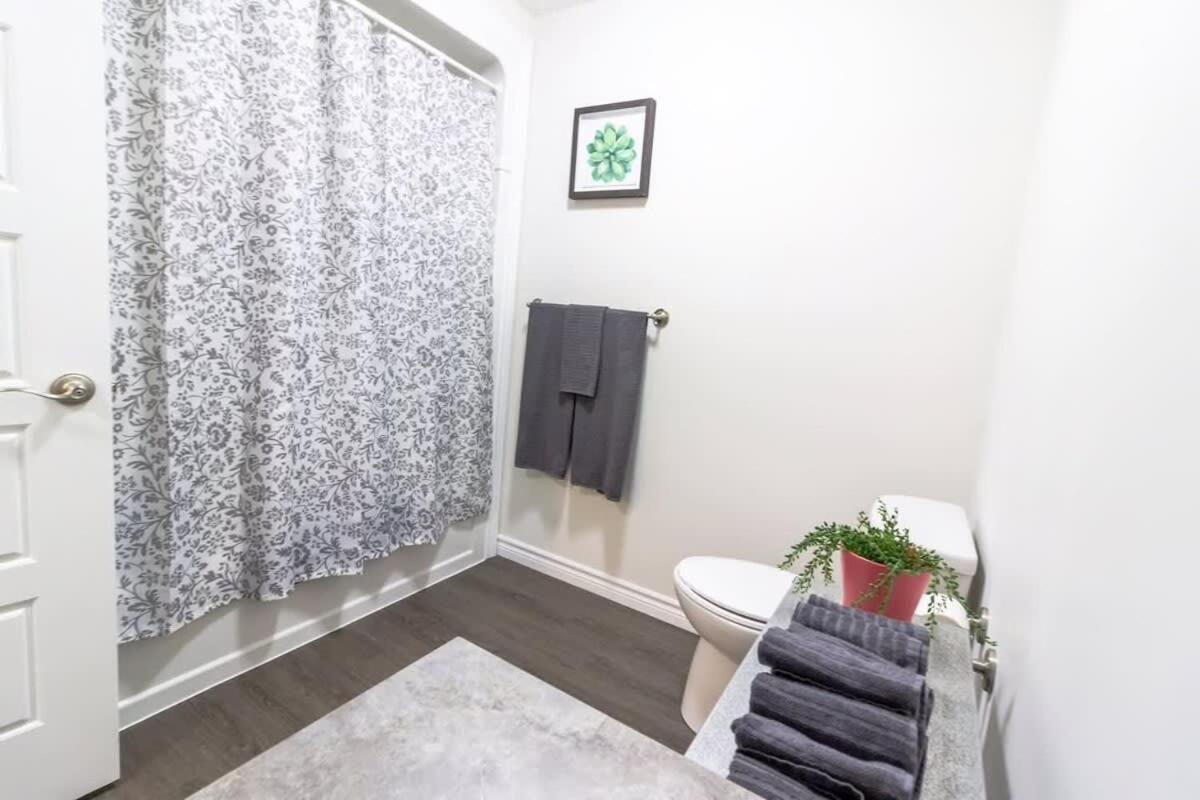 Brand New Gorgeous Condo Near Unb & Hospital Coffee Parking 202 Saint John Εξωτερικό φωτογραφία